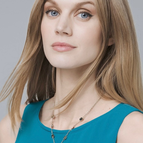 3/$30| 🌸 WHBM Jade Teardrop Pendant Necklace - Picture 2 of 6